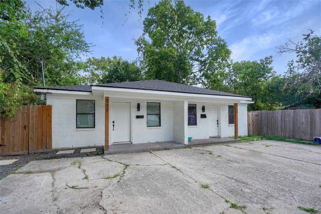 739 Neyland Street, Houston, TX 77022