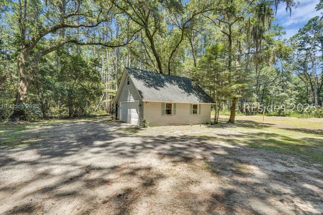 12 Pine View Dr, Bluffton, SC 29910