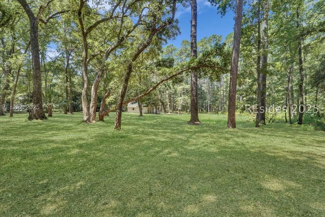 12 Pine View Dr, Bluffton, SC 29910