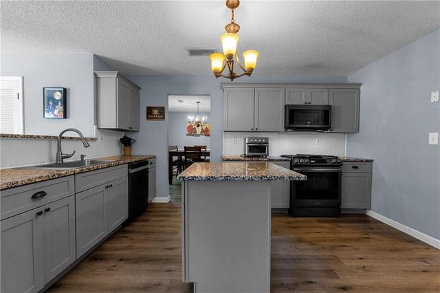 322 Silverleaf Lane, Dallas, GA 30157