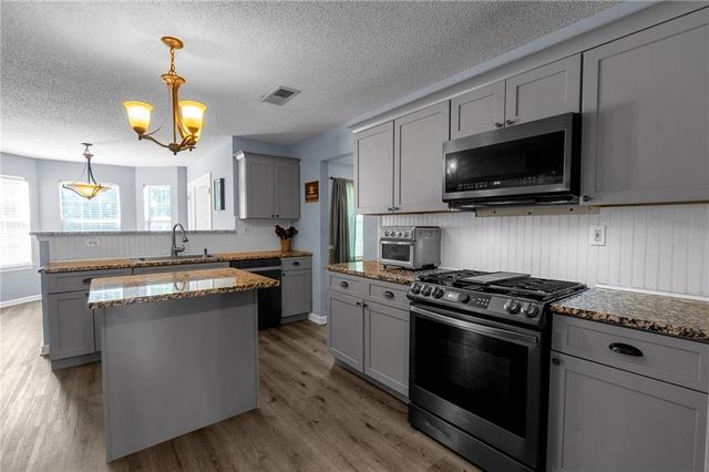 322 Silverleaf Lane, Dallas, GA 30157