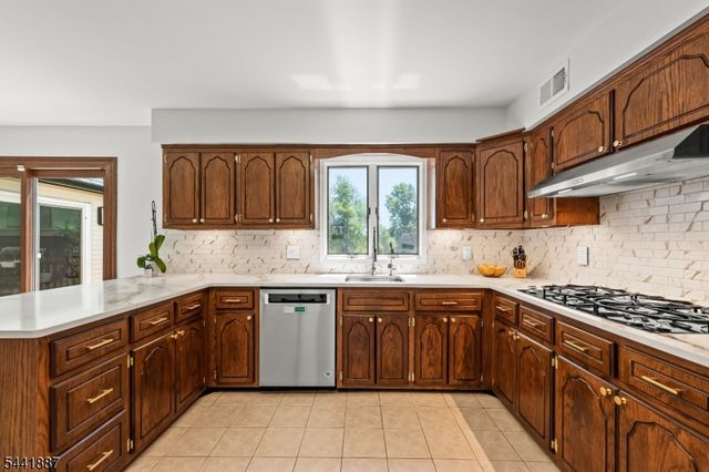 91 S Wiggins Ln, Montgomery Twp., NJ 08558
