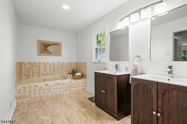 91 S Wiggins Ln, Montgomery Twp., NJ 08558