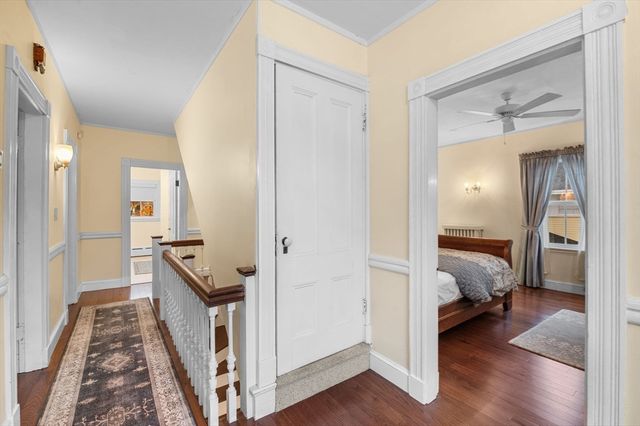 5 Beacon St, Danvers, MA 01923