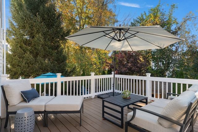 5 Beacon St, Danvers, MA 01923