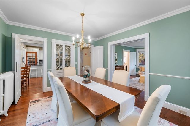 5 Beacon St, Danvers, MA 01923