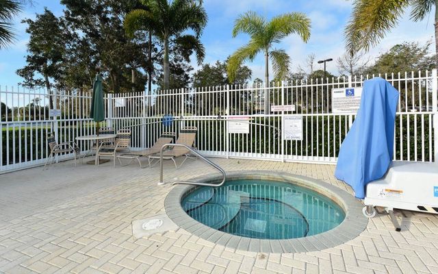 6476 ROOKERY CIRCLE, Bradenton, FL 34203