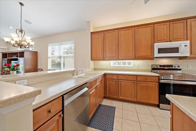 6476 ROOKERY CIRCLE, Bradenton, FL 34203