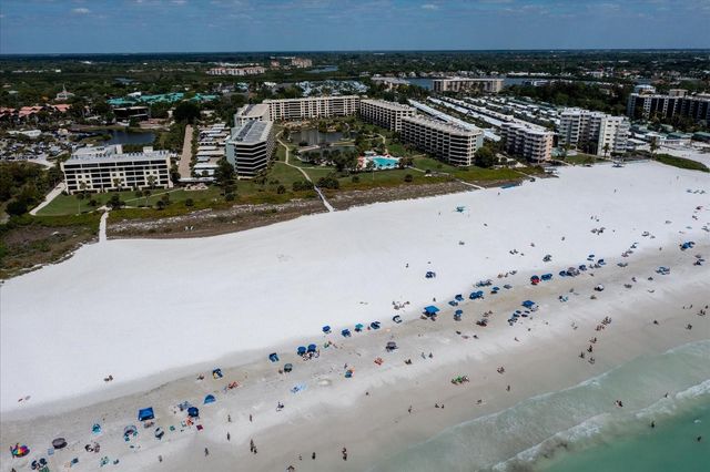 6476 ROOKERY CIRCLE, Bradenton, FL 34203