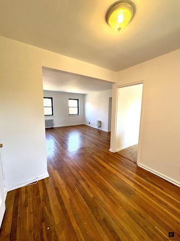 4734 217th St Apt 3A, New York City, NY 11361