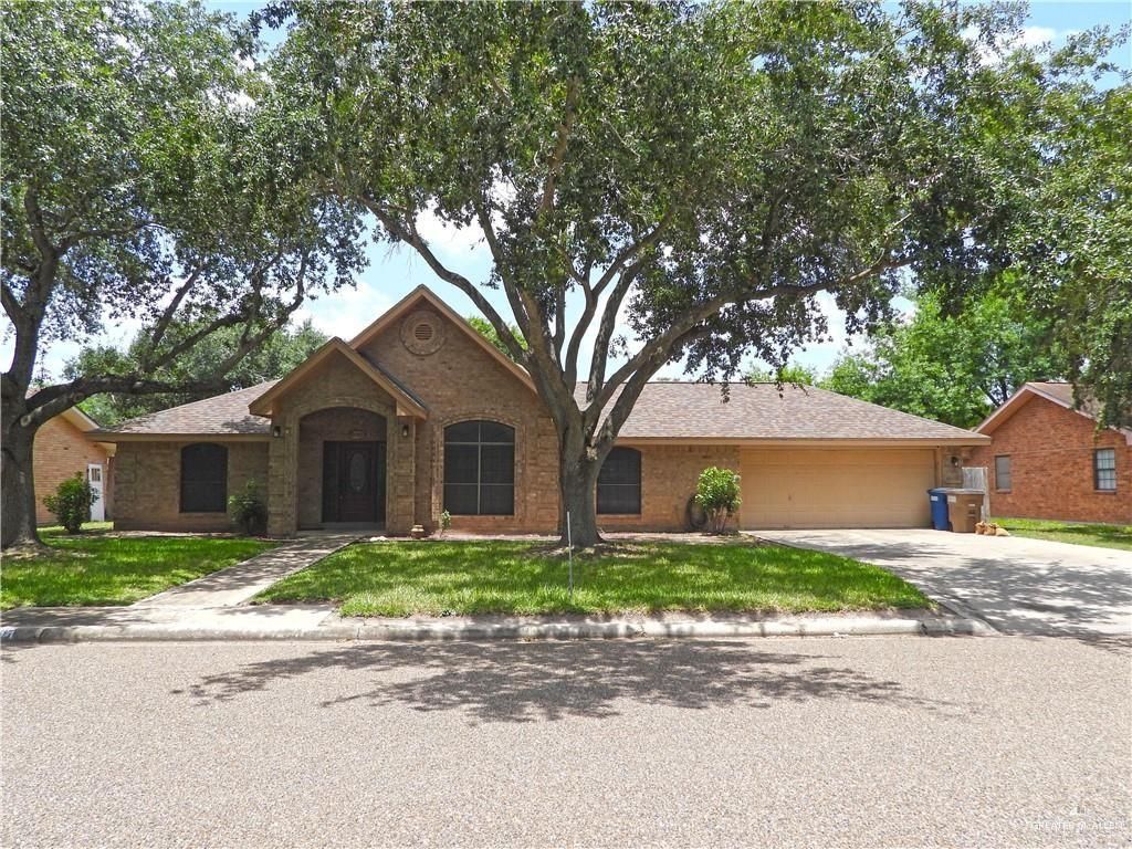 2301 Anacua Circle, Edinburg, TX 78539