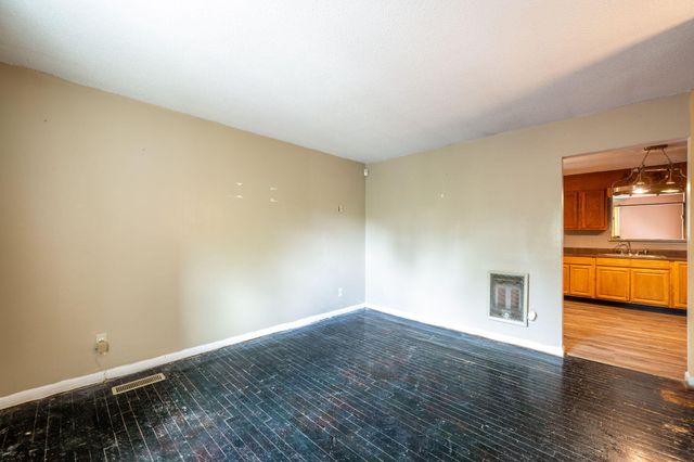 1002 Gillespie Road, Chattanooga, TN 37411