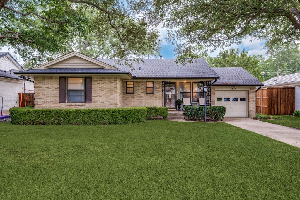 615 Lockwood Drive, Richardson, TX 75080