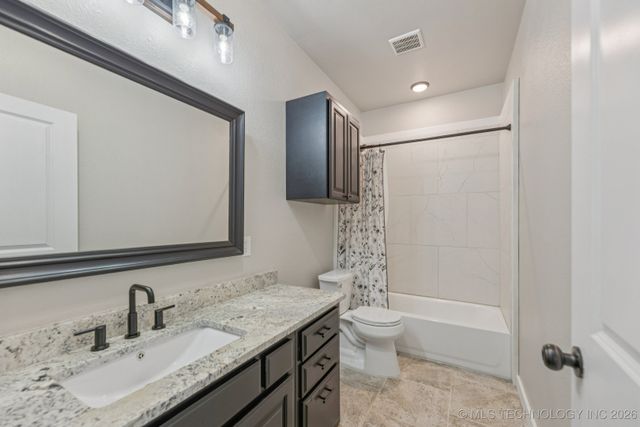 367315 E Country Club Boulevard, Cleveland, OK 74020