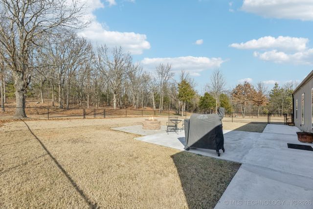 367315 E Country Club Boulevard, Cleveland, OK 74020