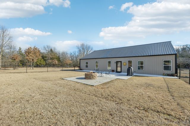 367315 E Country Club Boulevard, Cleveland, OK 74020