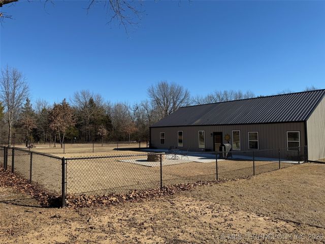 367315 E Country Club Boulevard, Cleveland, OK 74020