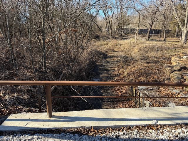 367315 E Country Club Boulevard, Cleveland, OK 74020