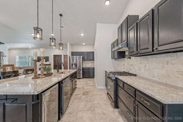 367315 E Country Club Boulevard, Cleveland, OK 74020