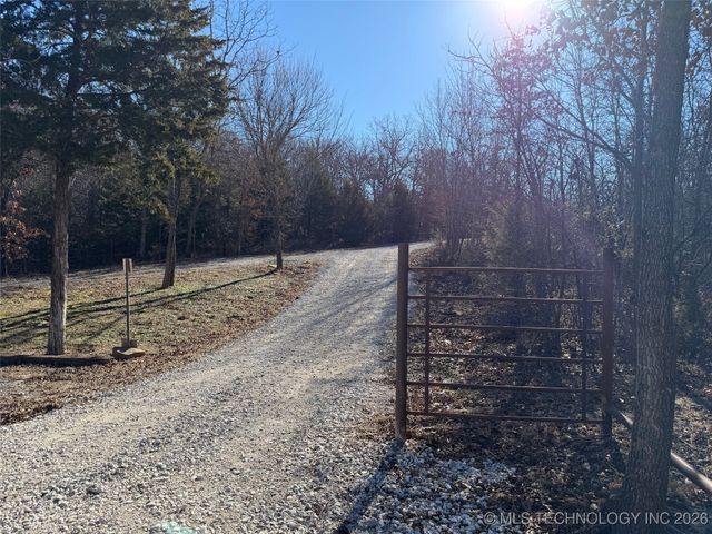 367315 E Country Club Boulevard, Cleveland, OK 74020