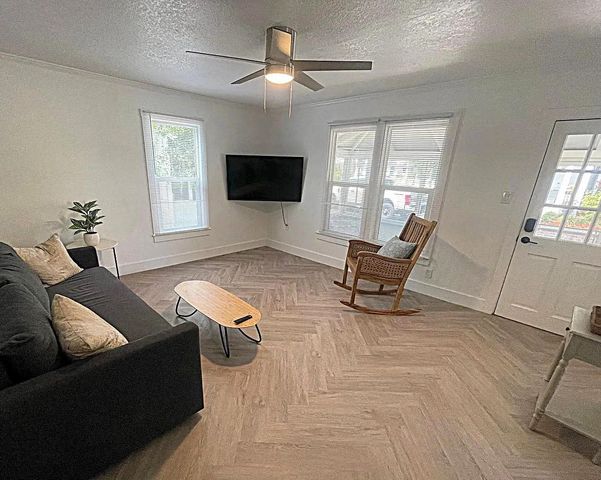 244 IRON AGE STREET, Safety Harbor, FL 34695