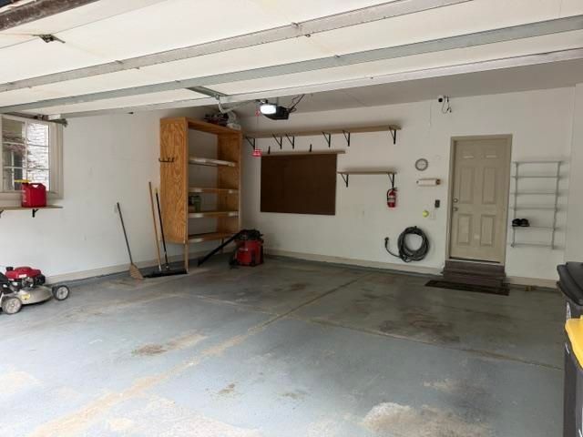 11034 Summer Chase Road, Fort Wayne, IN 46818