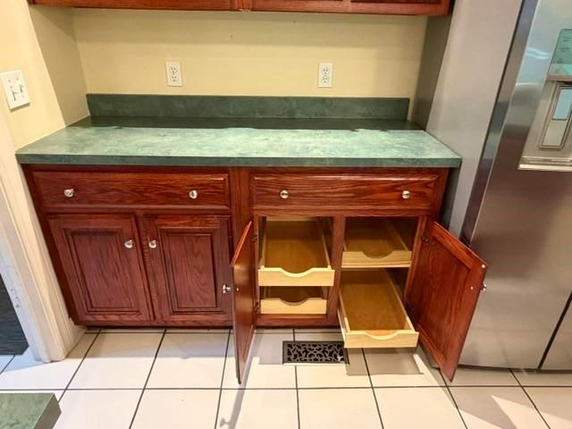 11034 Summer Chase Road, Fort Wayne, IN 46818