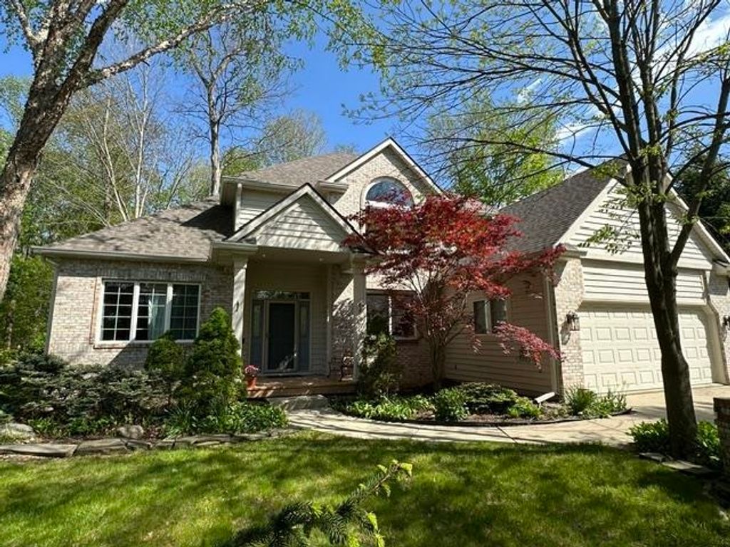 11034 Summer Chase Road, Fort Wayne, IN 46818