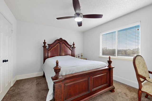 1271 Lone Star Boulevard, Talty, TX 75160