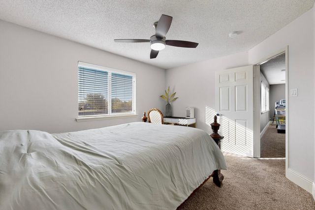 1271 Lone Star Boulevard, Talty, TX 75160