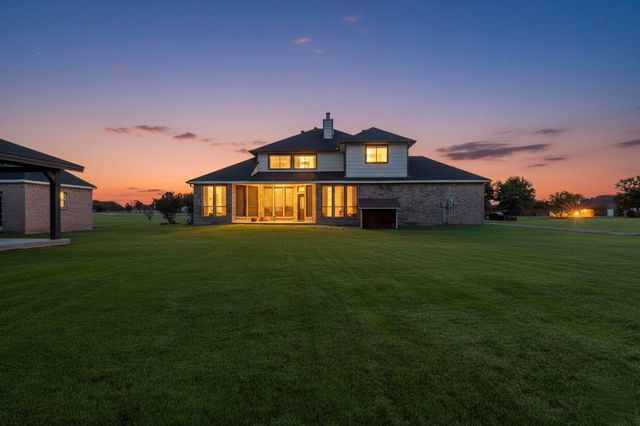 1271 Lone Star Boulevard, Talty, TX 75160