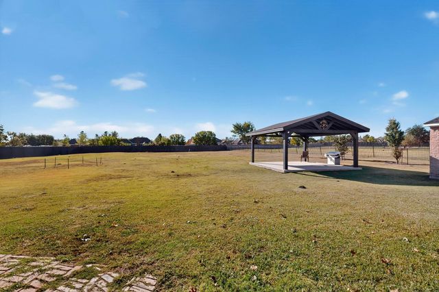 1271 Lone Star Boulevard, Talty, TX 75160