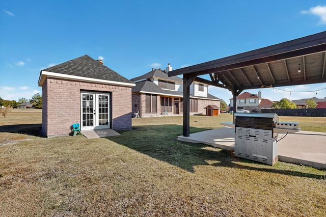 1271 Lone Star Boulevard, Talty, TX 75160