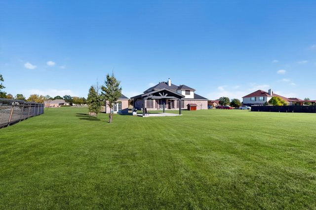 1271 Lone Star Boulevard, Talty, TX 75160