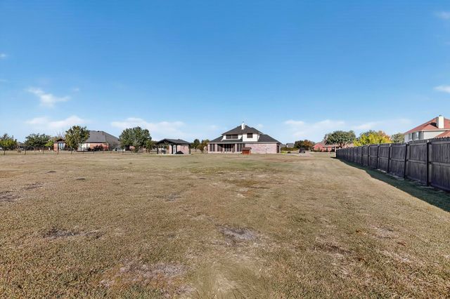 1271 Lone Star Boulevard, Talty, TX 75160