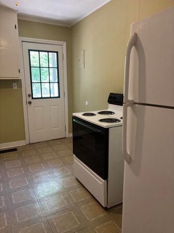 221 Cuttino Road, Sumter, SC 29150