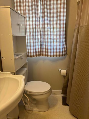 221 Cuttino Road, Sumter, SC 29150