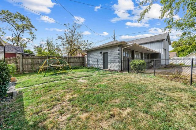 1134 Cherry Street, Huntington, IN 46750