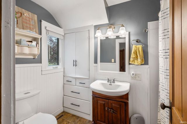 1134 Cherry Street, Huntington, IN 46750