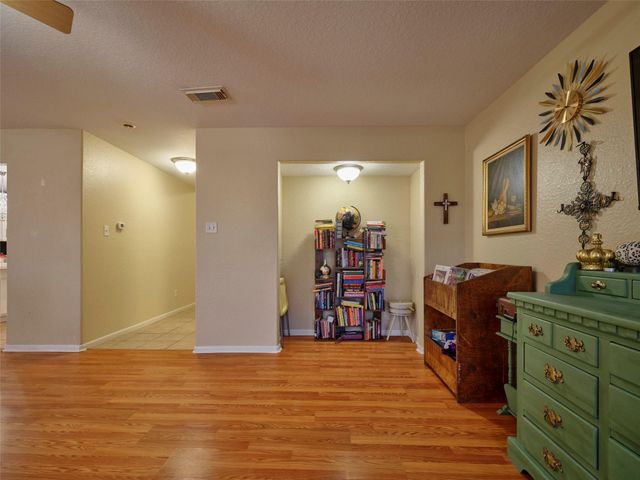 1817 Veranda Drive, West Columbia, TX 77486