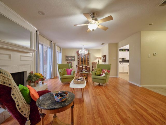 1817 Veranda Drive, West Columbia, TX 77486