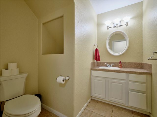 1817 Veranda Drive, West Columbia, TX 77486