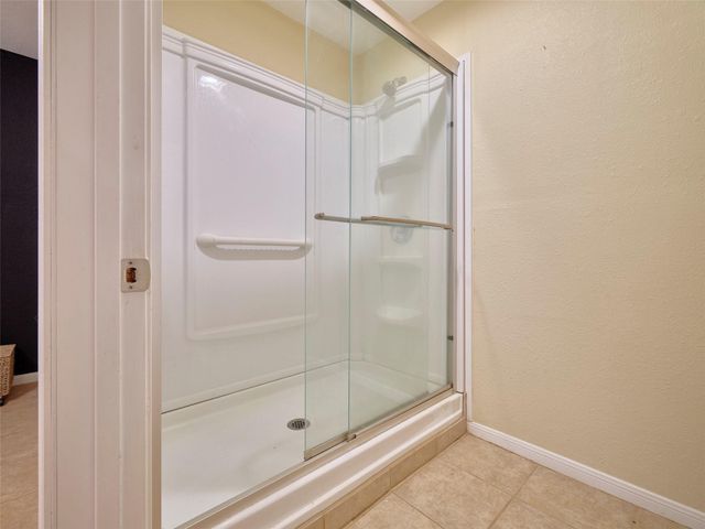 1817 Veranda Drive, West Columbia, TX 77486