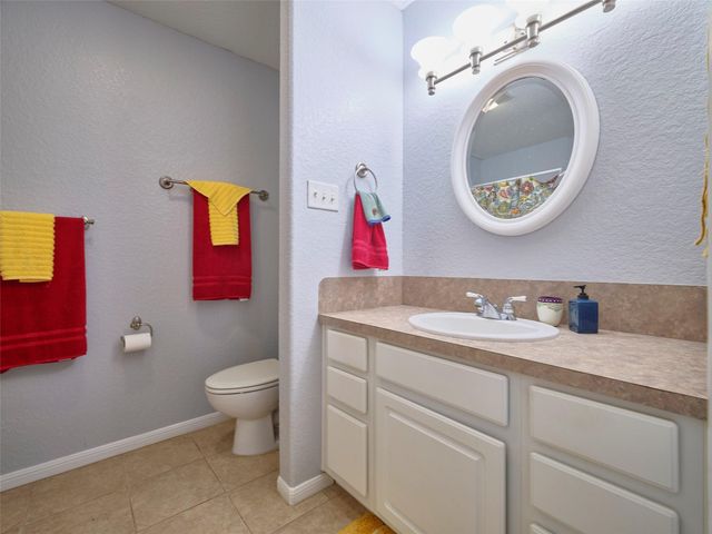 1817 Veranda Drive, West Columbia, TX 77486