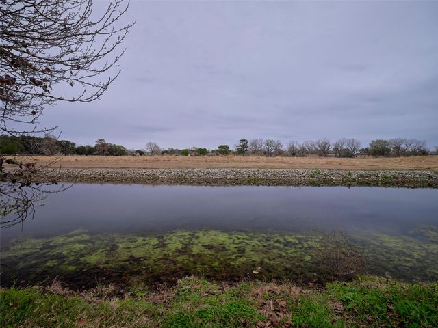 1817 Veranda Drive, West Columbia, TX 77486