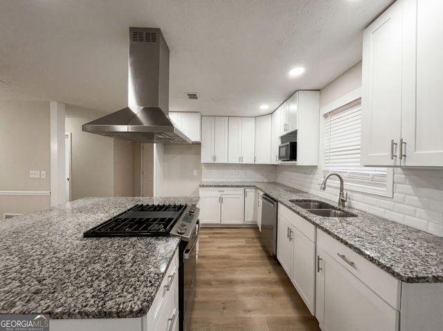 1606 Fieldgreen Overlook, Stone Mountain, GA 30088