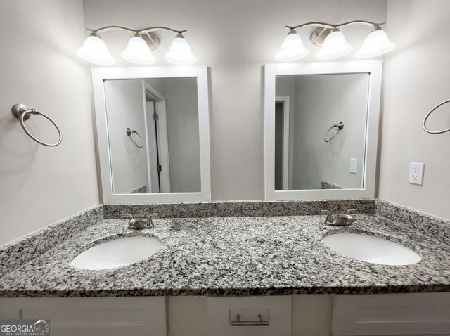 1606 Fieldgreen Overlook, Stone Mountain, GA 30088