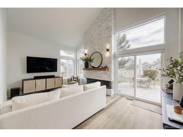 9308 Shadowglen Ct, Highlands Ranch, CO 80126