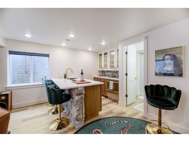 9308 Shadowglen Ct, Highlands Ranch, CO 80126