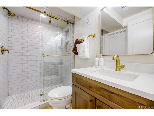9308 Shadowglen Ct, Highlands Ranch, CO 80126